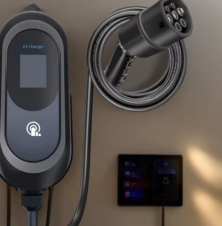Smart Fast Weatherproof Outdoor Portable EV Car AC Ładowanie z akumulatorem Stacje ładowania na ścianie